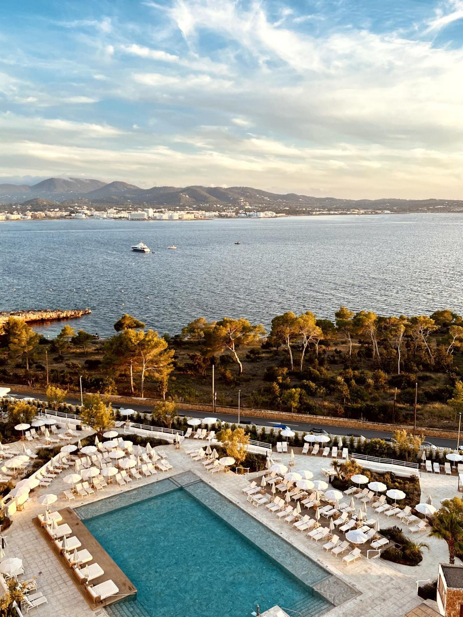 Fiesta Hotel Cala Gració- Все включено Сан-Антонио-Абад Экстерьер фото