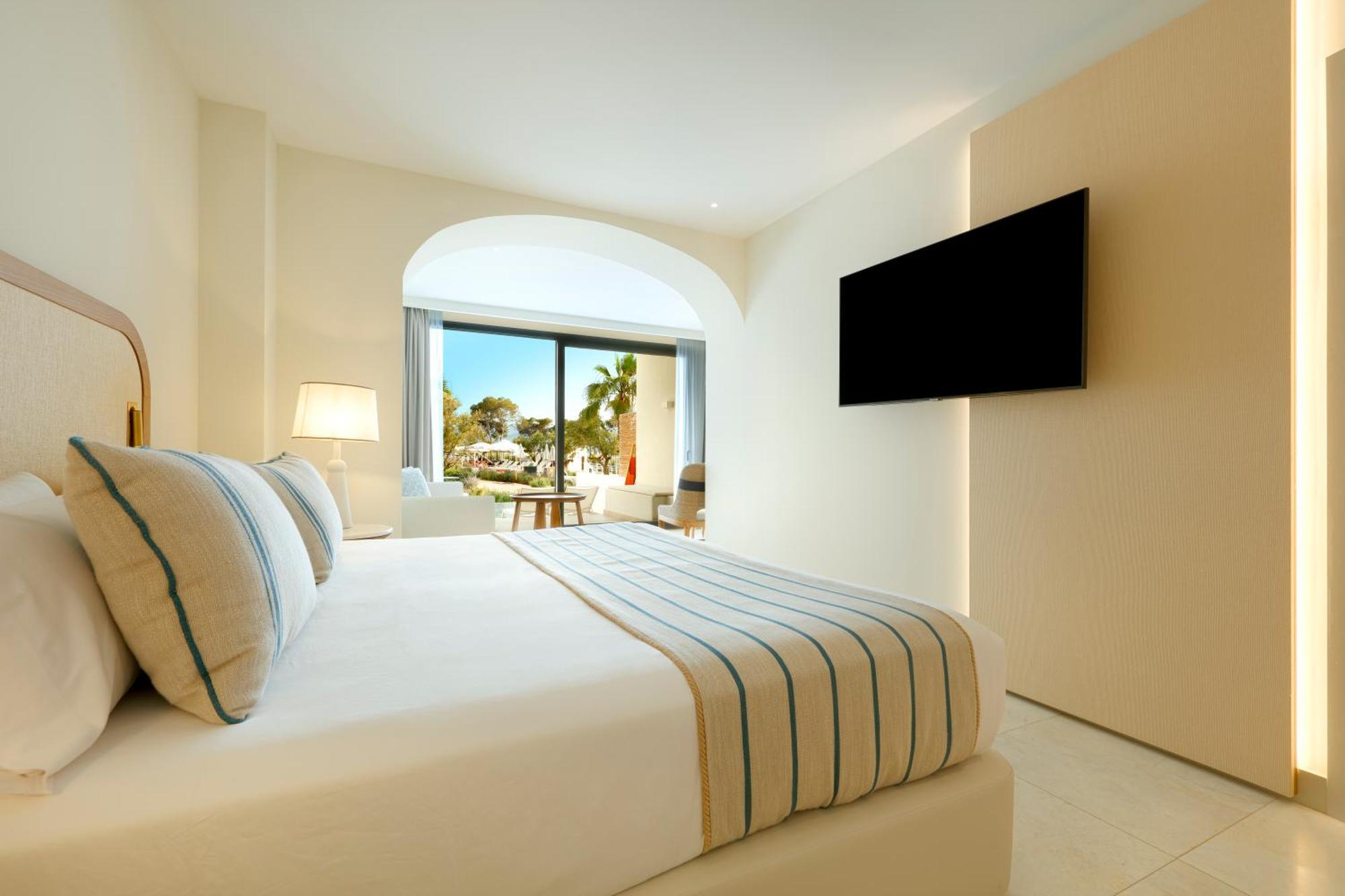 Fiesta Hotel Cala Gració- Все включено Сан-Антонио-Абад Экстерьер фото